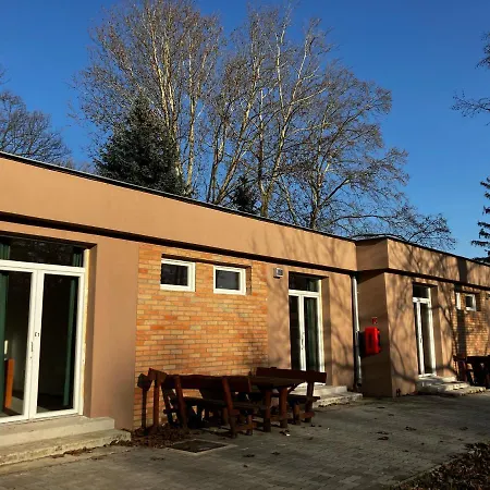 Oereg-to Youth Hostel Tata